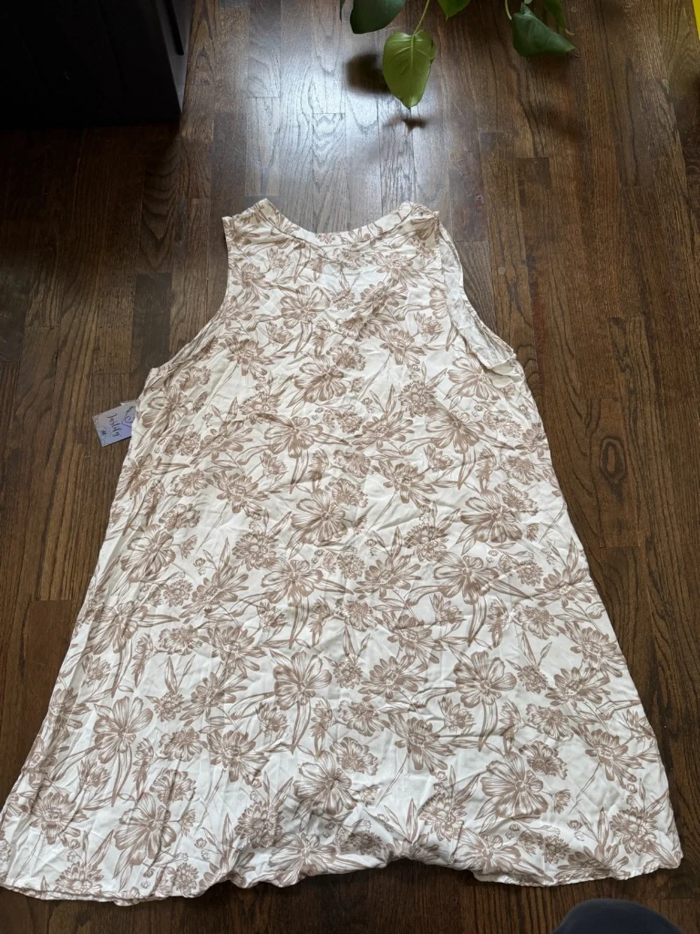 Justify Beige Floral Maxi Dress with Button Detail - Picture 2 of 7